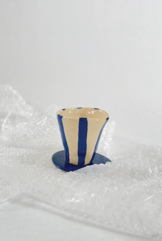 Two - tone mug with dish